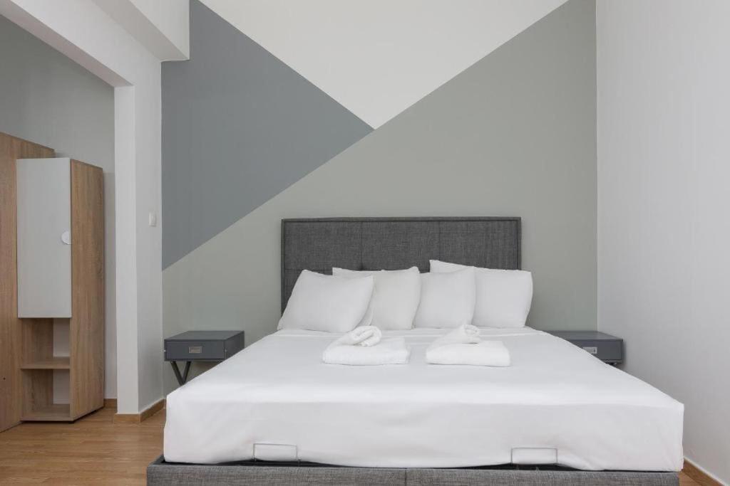 Fully Renovated 1 Bedroom Condo Athen Exterior foto